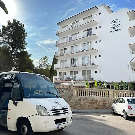 Selva Arenal אל ארנל