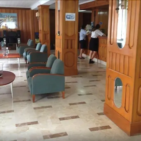 酒店 Selva Arenal 埃尔阿雷纳尔